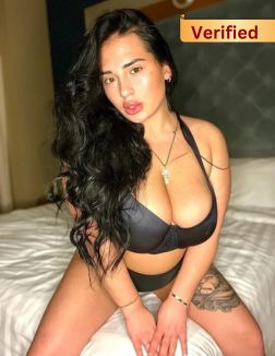 Independent Call girls in Pune